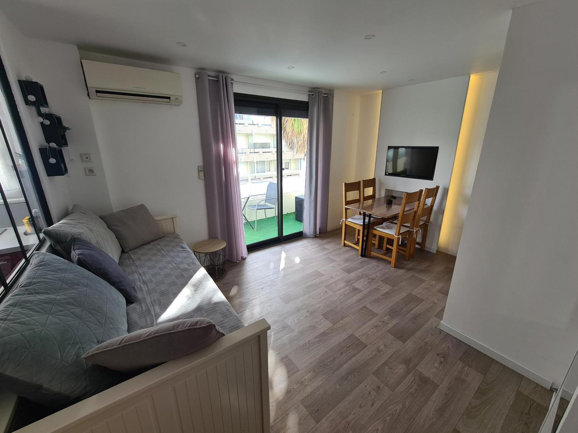 Appartement Mediterranee 150M De La Plage Canet-en-Roussillon Luaran gambar